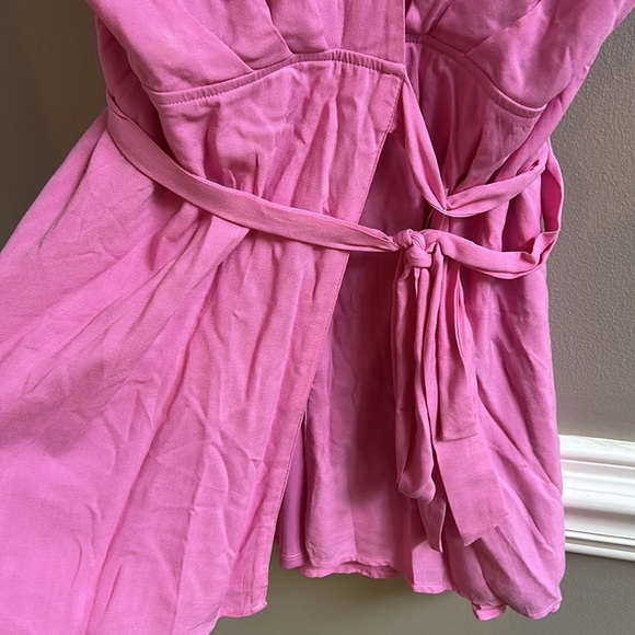 GB Pink Tab Sleeve Wrap Mini Dress NWT Size small - Picture 6 of 9